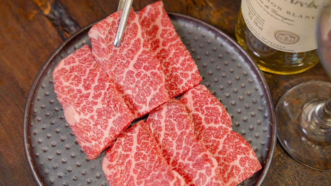 꽃살 Kkotsal (Flower Cut) — Doma Hongdae Korean BBQ (烤肉 · 구운고기) menu · 도마 홍대점 牛肉